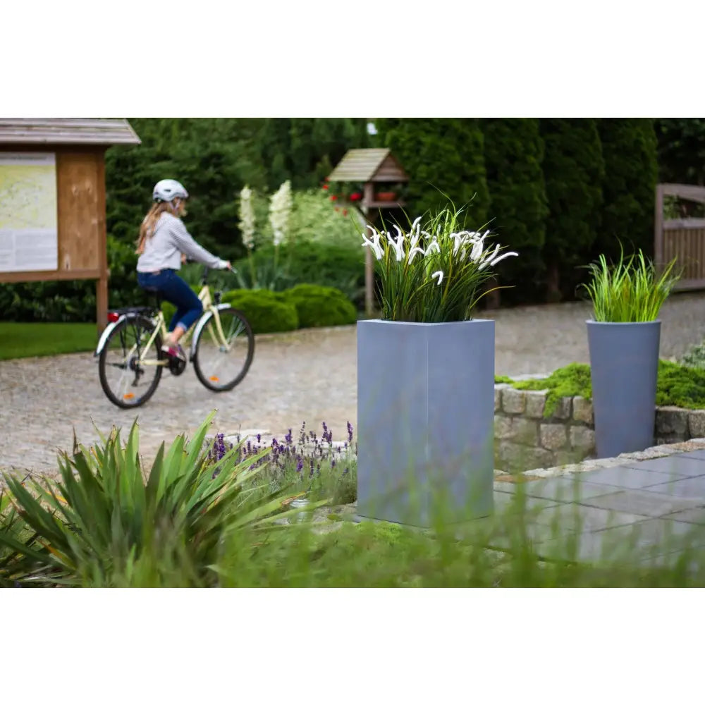 Blomsterpotte Tower Pot Antrasitt (med Indre Hylle)