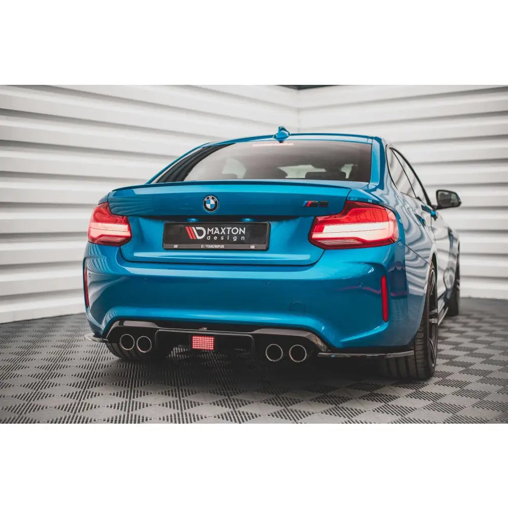 Nærbilde av bildel til BMW M2 F87, alternativ visning