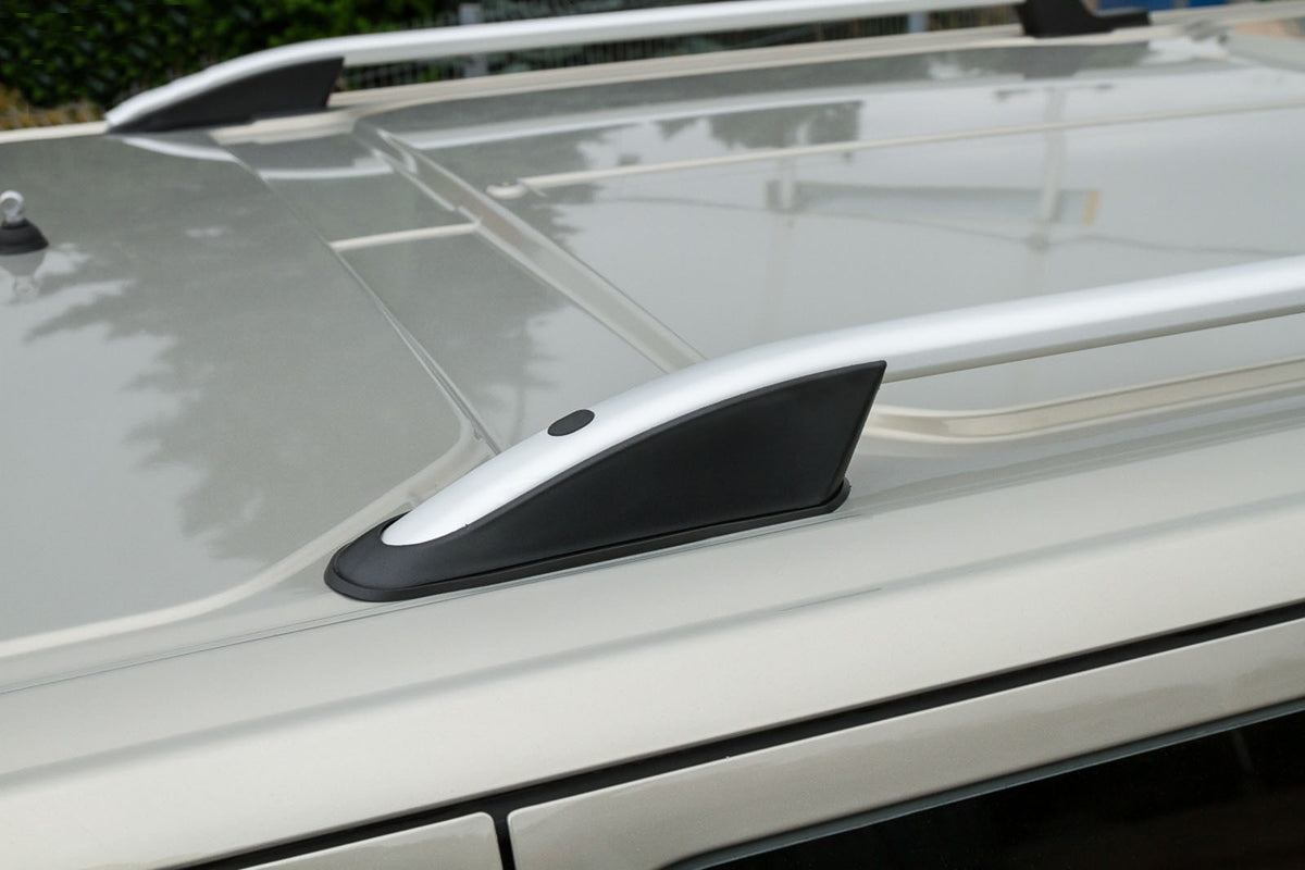 Takrails Ford Tourneo Custom I Ventshield (2012-2023) - nærbilde