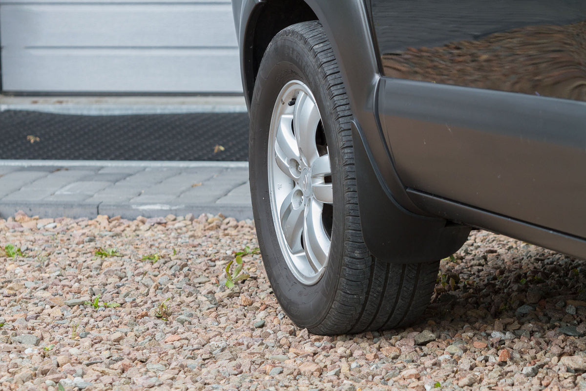 Ven-Tuning skvettlapp til Hyundai Tucson I – svart ABS