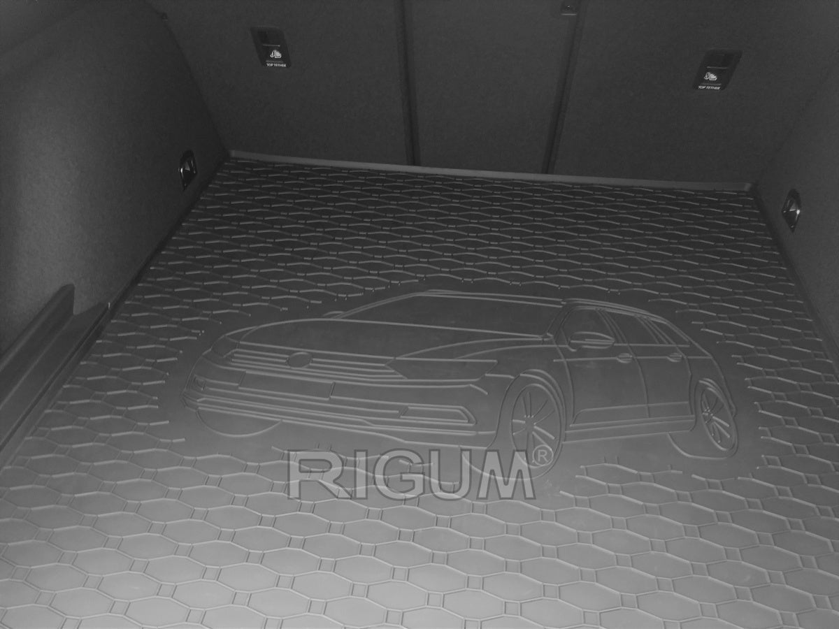Rigum bagasjeromsmatte til Vw Passat B8 Variant – 10 mm sidekant