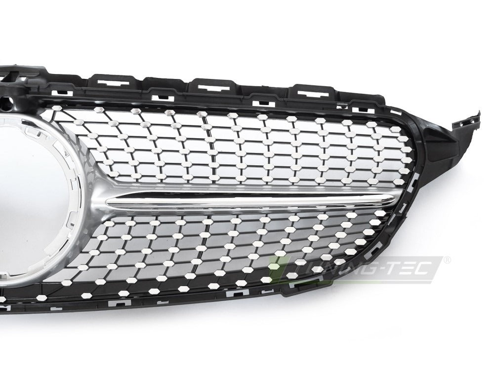 Grill Mercedes C-Klasse W205 18-23 sett fra siden, struktur synlig.