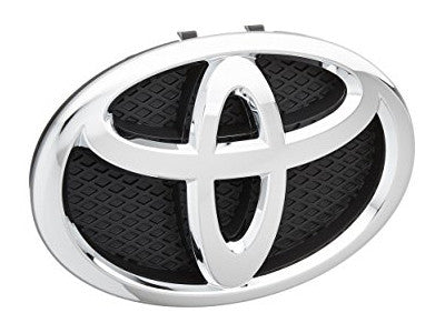 Emblem/logo til Toyota Yaris (P9) 2006-2011 for frontgrill i chrome og svart