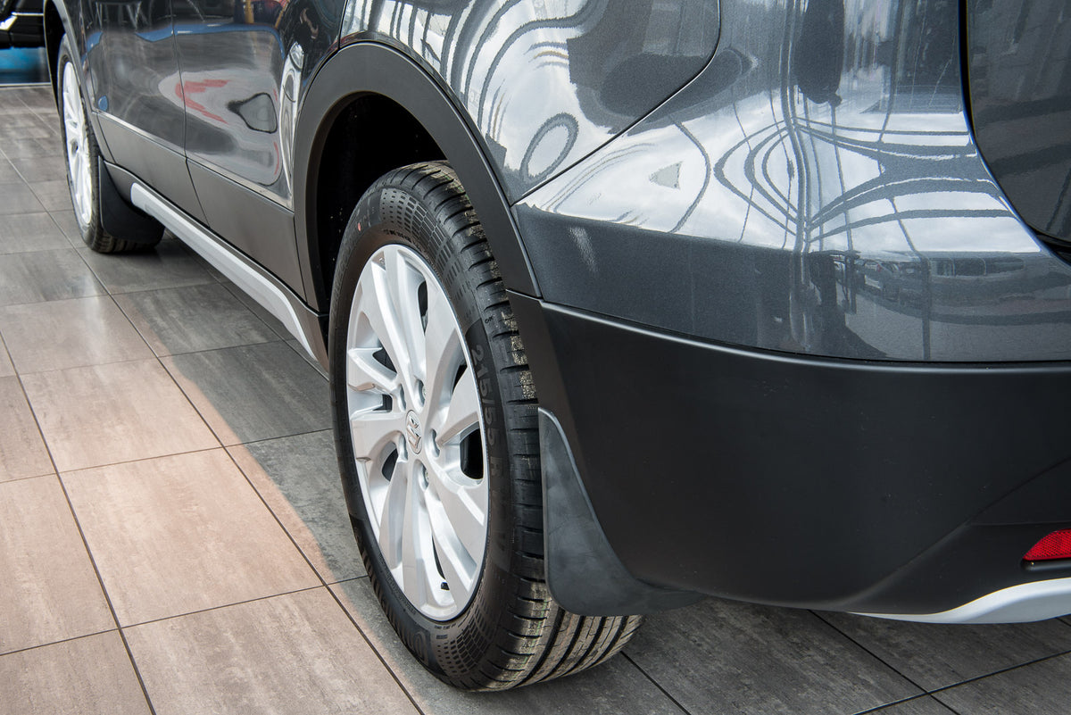Ven-Tuning skvettlapp til Suzuki SX4 I HATCHBACK – svart ABS