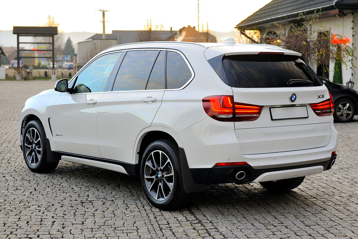 Ven-Tuning skvettlapp til Bmw X5 III (F15) – svart ABS-materiale