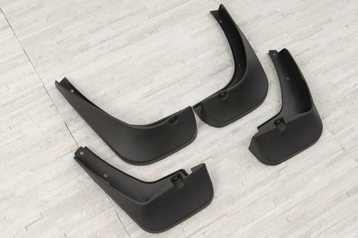 Ven-Tuning skvettlapp til Hyundai ix35 – svart ABS-materiale
