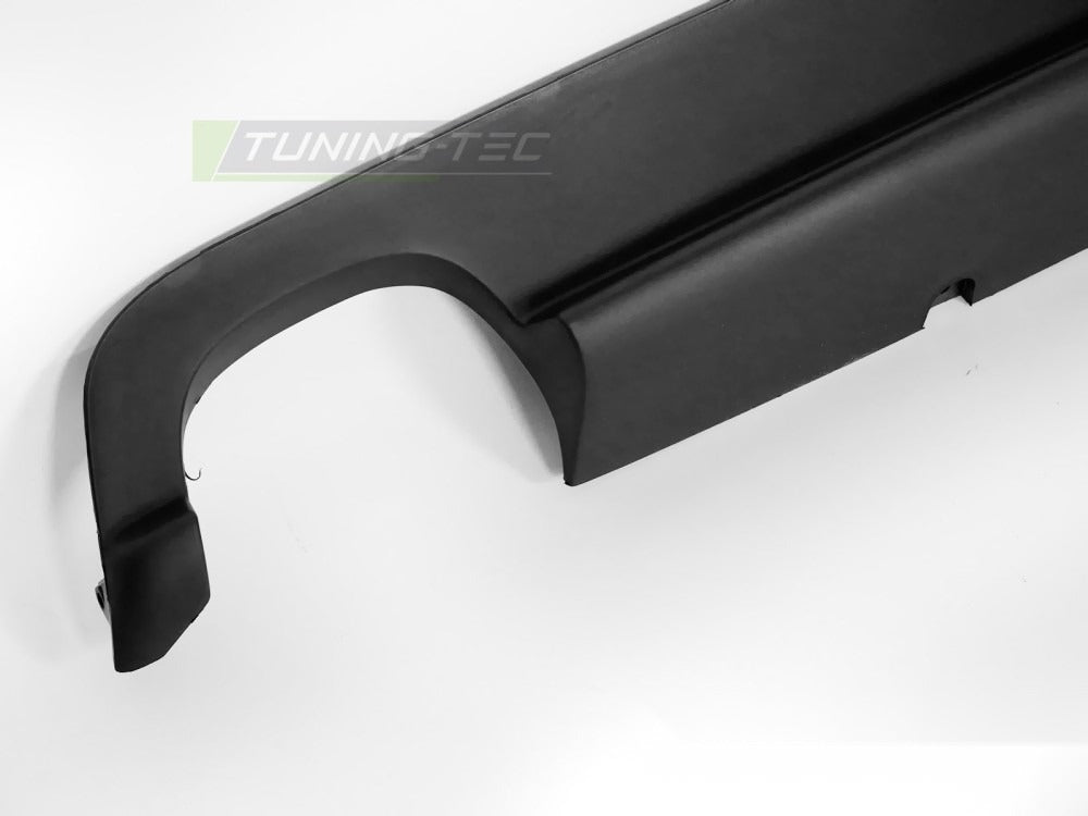 Diffusor Bak BMW E39 97-04 sett fra siden.