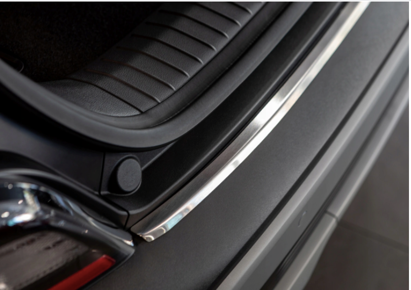Bakfangerbeskytter Hyundai Kona I / Kona Electric I – rustfritt stål - detaljer
