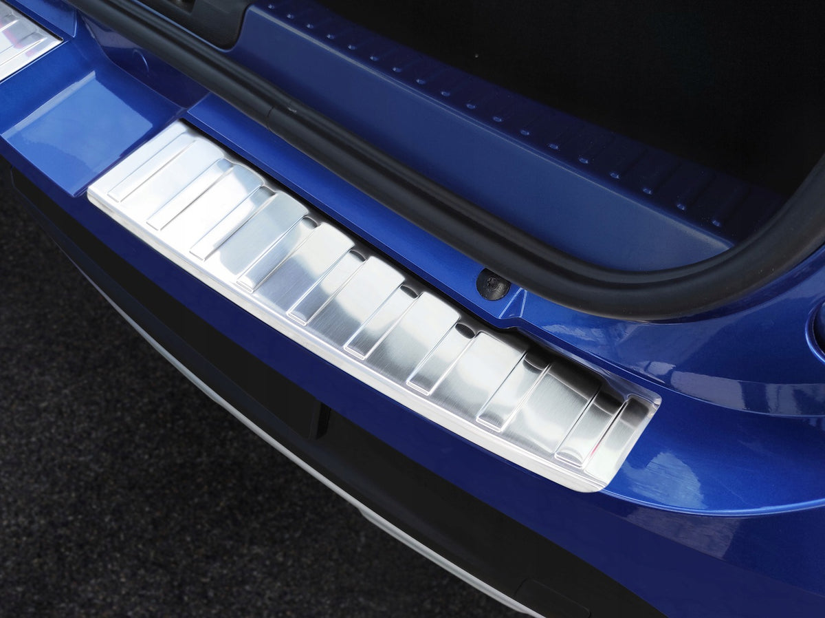 Bakfangerbeskytter Dacia Sandero III/ Sandero -Stepway HATCHBACK (2020-) – Rustfritt stål - detaljer