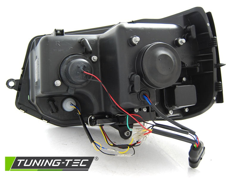 Frontlykter VW T5 10-15 med festedetaljer.