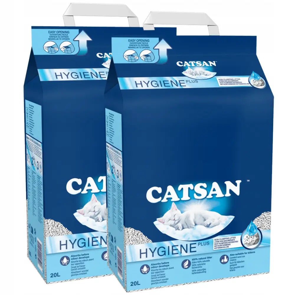 Catsan Hygiene Plus Naturlig Kattestrø 2X20L, to blå poser med bærehåndtak og bilde av sovende katt, sett forfra og fra siden.