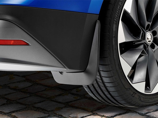 VAG OEM skvettlapp til Skoda Enyaq iV / Enyaq Coupe iV / Black - sett 2 stk. – ABS plast