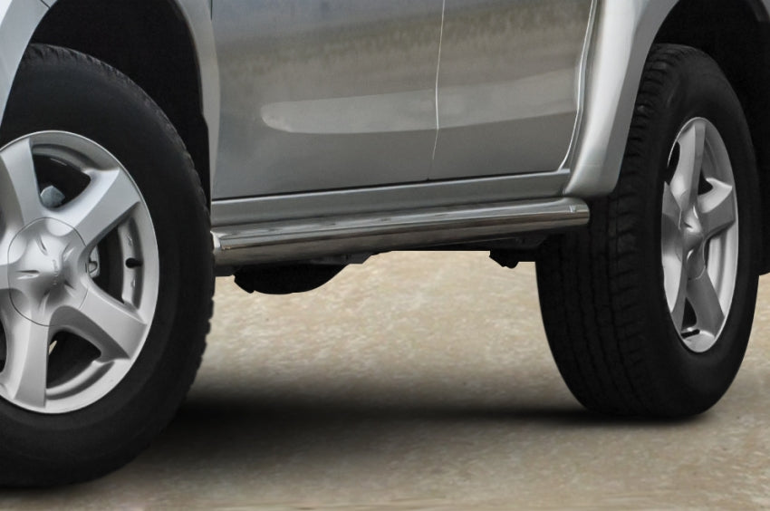 Stigtrinn Steeler til Isuzu D-Max II 2011-2020 i rustfritt stål med monteringssett