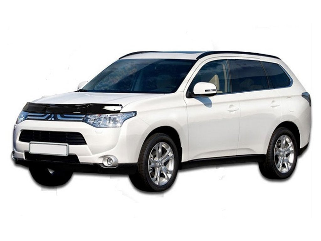Scoutt panserbeskytter i akryl til Mitsubishi Outlander III, svart blank, enkel montering og steinsprutbeskyttelse