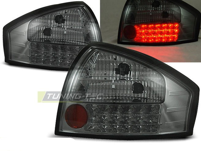 Detaljbilde av baklykter Audi A6 C5 Sedan 97-04 med LED-detaljer.