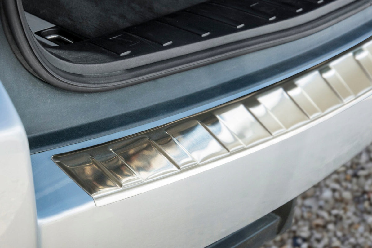 Bakfangerbeskytter Bmw X3 E83 (2006-2010) – Rustfritt stål - detaljer