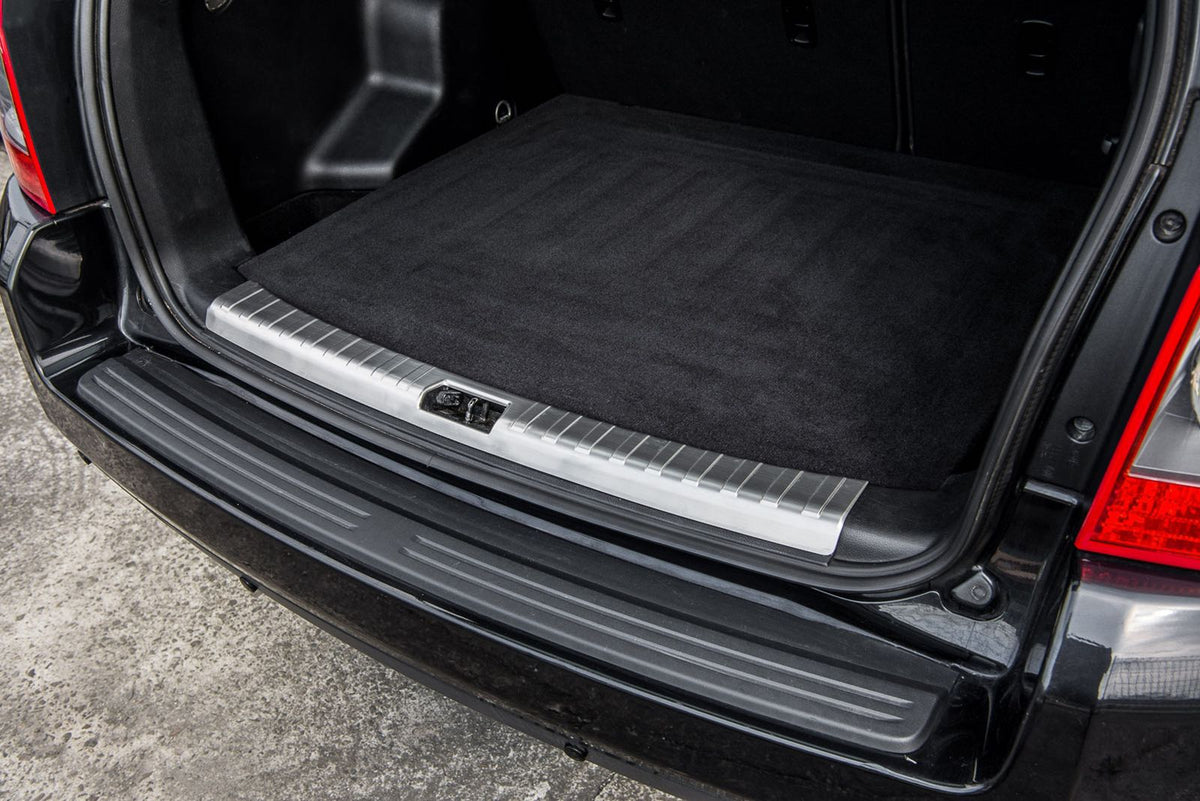 Ven-Tuning bakfangerbeskytter til Land Rover Freelander II – børstet sølv finish