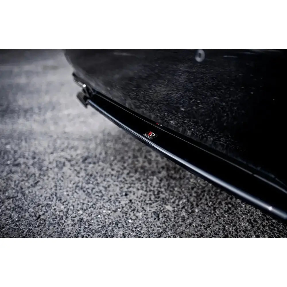 Central Rear Splitter Lexus Ls Mk4 Facelift