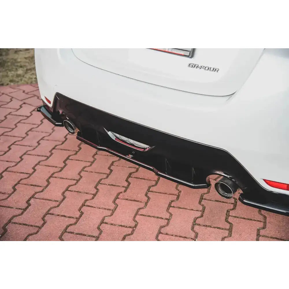 Central Rear Splitter Toyota Gr Yaris Mk4