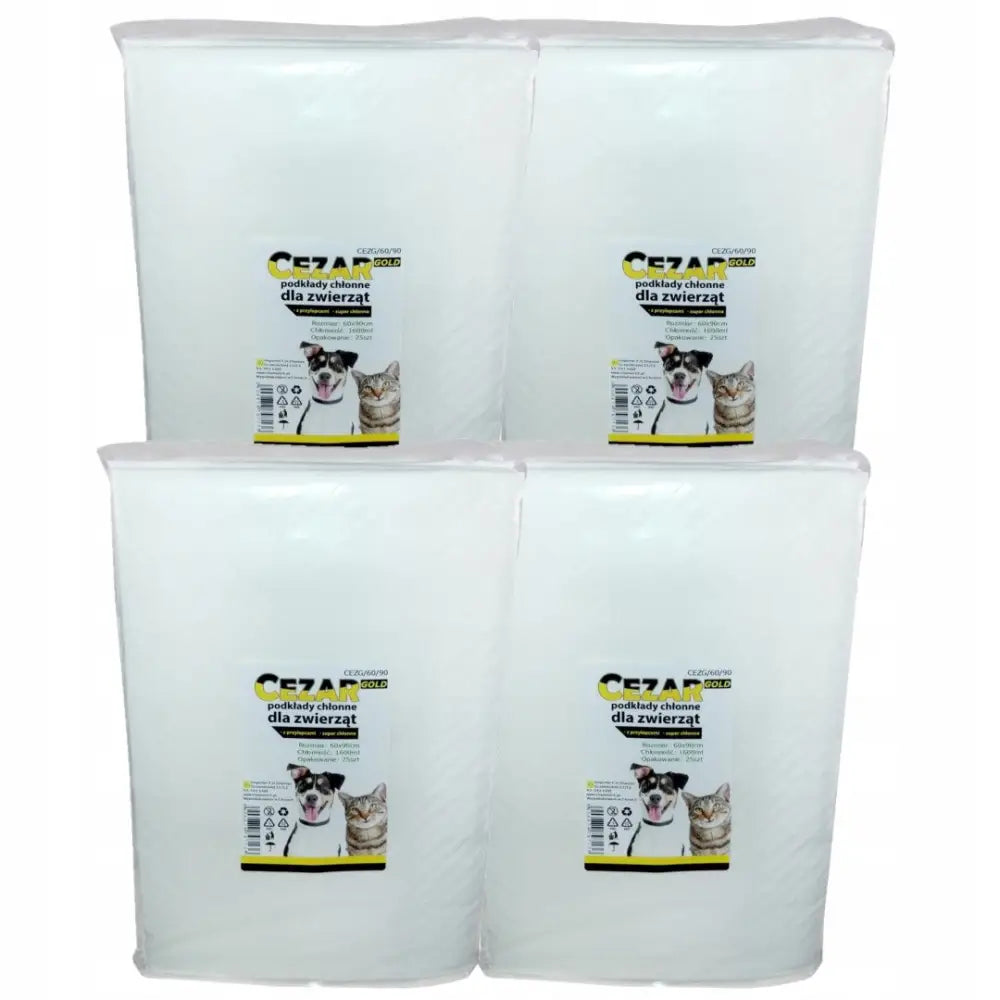 Cezar Gold hygieniske underlag 60x90, fire pakker med engangs treningsmatter for valper, etikett med hund og katt.