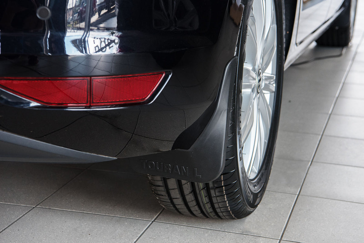 Ven-Tuning skvettlapp til Vw Touran II – svart ABS