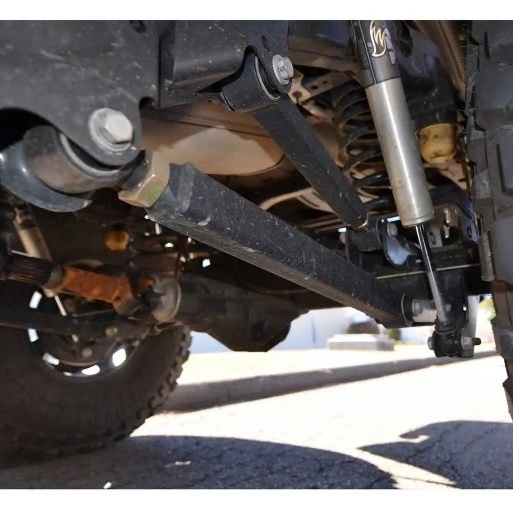Clayton Off Road Overland + Lift 0-5’’ Justerbart Kortarmssett med Korte Armer - Jeep Gladiator Jt 20-