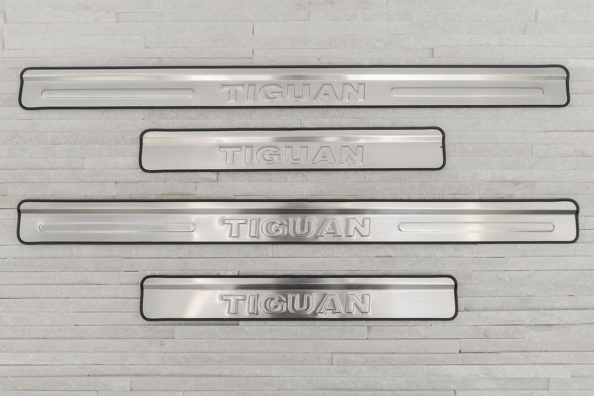 Ven-Tuning dørbeskytter til Vw Tiguan I – sølv stål med Tiguan-logo