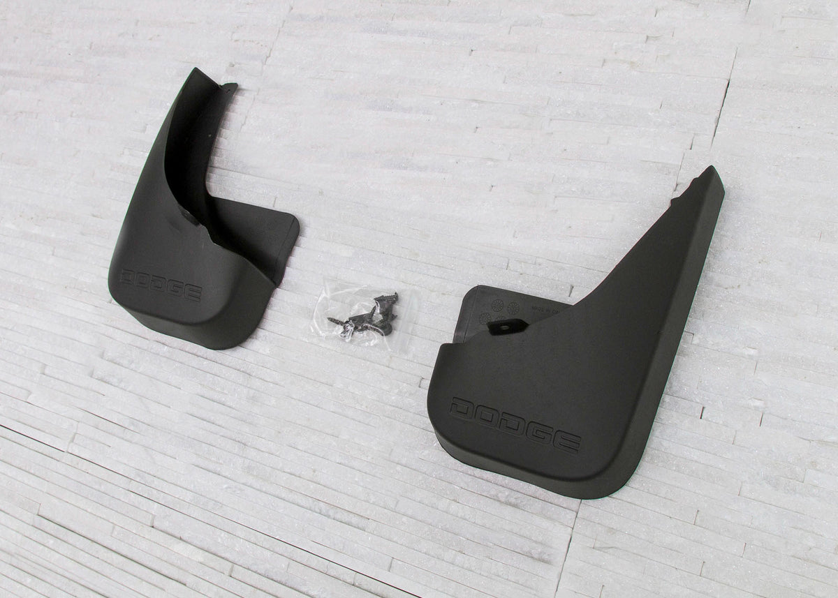 Ven-Tuning skvettlapp til Dodge Caliber – svart ABS