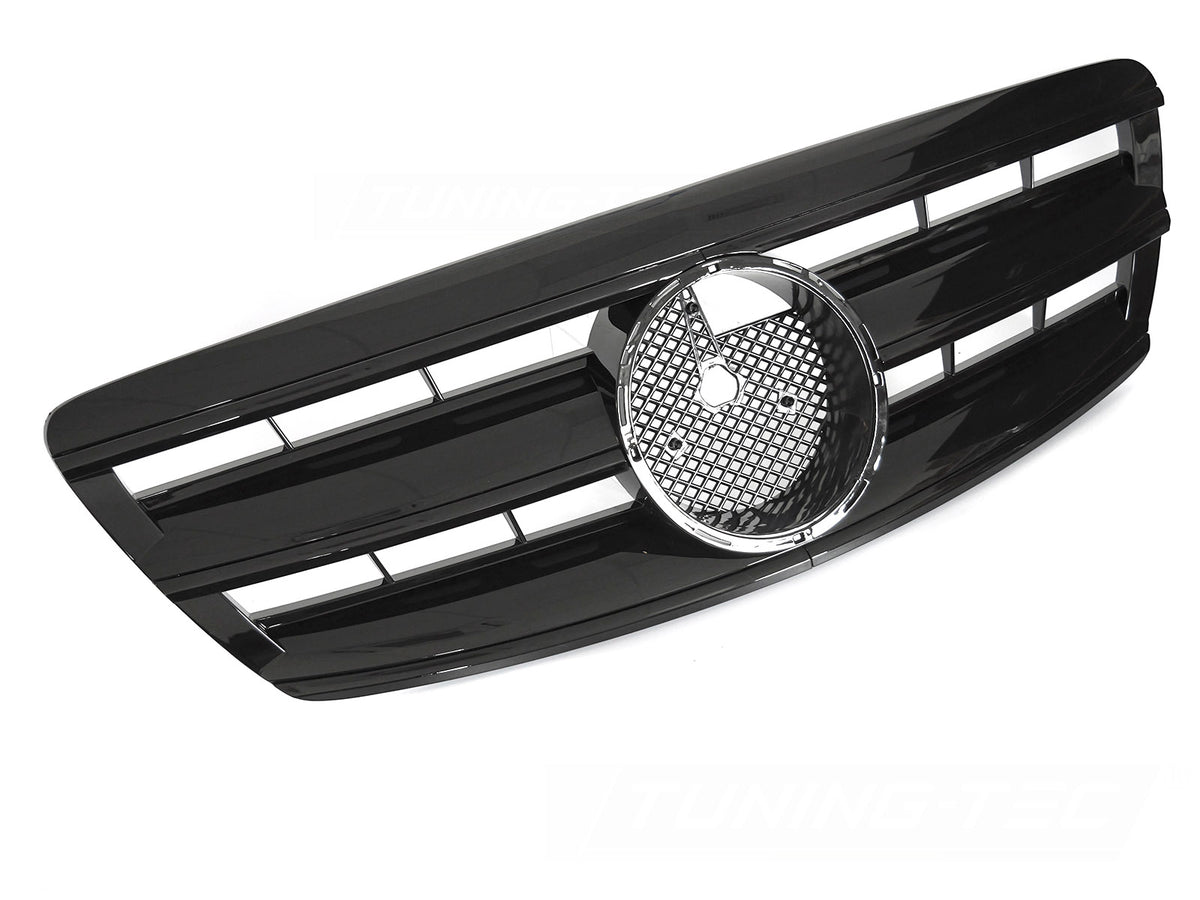 Grill til Mercedes S-Klasse W220 02-05 i sort sett rett forfra på hvit bakgrunn.