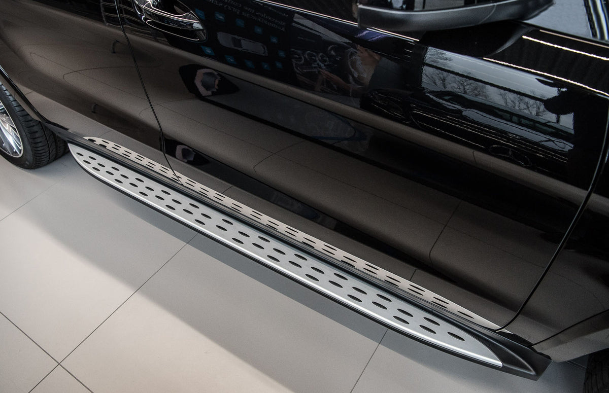 Stigtrinn Ventshield til Mercedes GL (X166) i aluminium og ABS, enkel montering uten boring