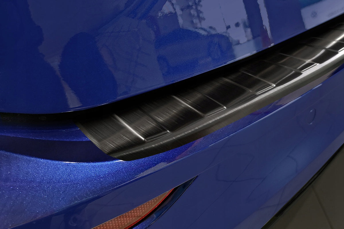 Avisa bakfangerbeskytter til Vw Golf VIII Variant / Black Edition – enkel 3M-montering