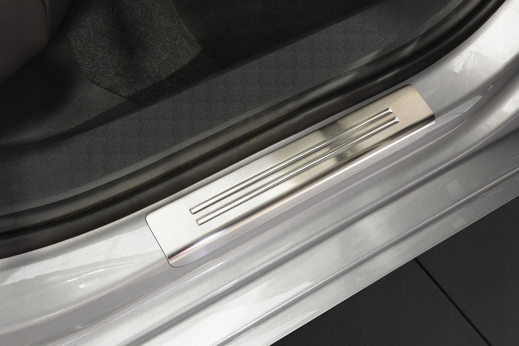 Avisa dørbeskytter til Vw Passat B8 / Exclusive Edition Silver – satin sølv overflate