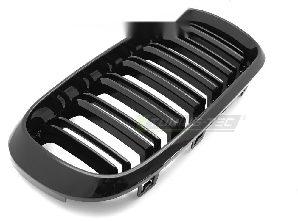 Grill X5 F15 + X6 F16 sett fra siden, struktur synlig.