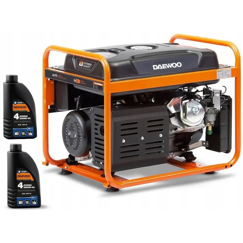 Daewoo strømaggregat med oransje ramme, svart motor og to motoroljeflasker ved siden av på venstre side.