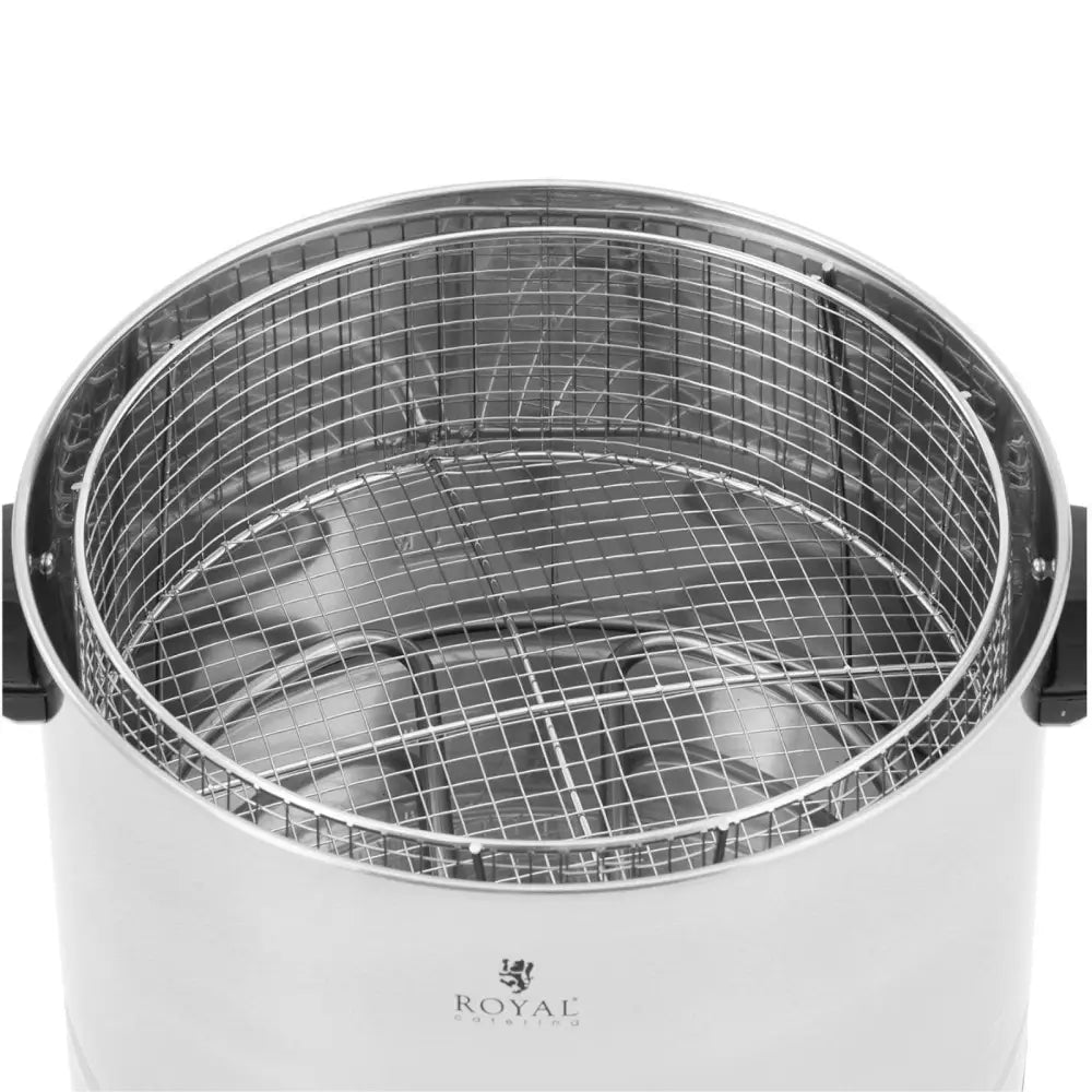 Dampkoker i rustfritt stål, sett ovenfra med uttakbart metallgitter og svarte håndtak, logo synlig foran.