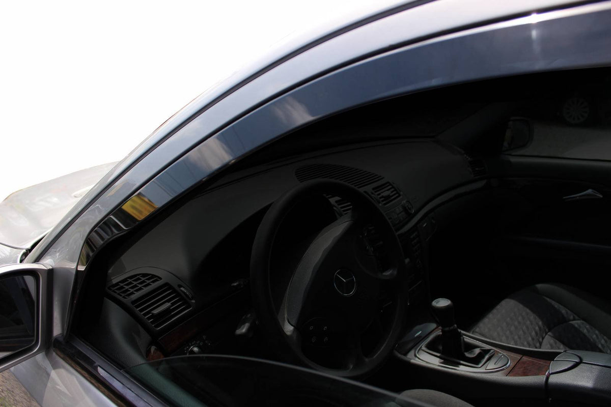 Heko vindavviser til Mercedes E (S211) Stasjonsvogn – sort transparent plexi