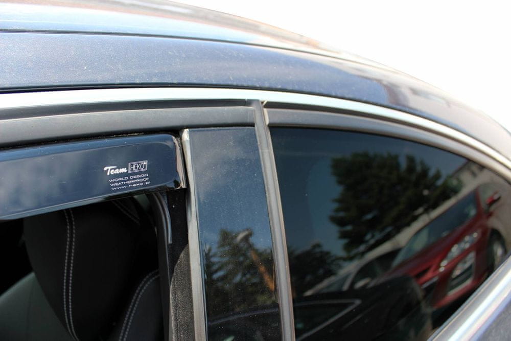 Vindavviser Mercedes C (C204) Coupe (2007-2014) – PMMA Plexi - nærbilde