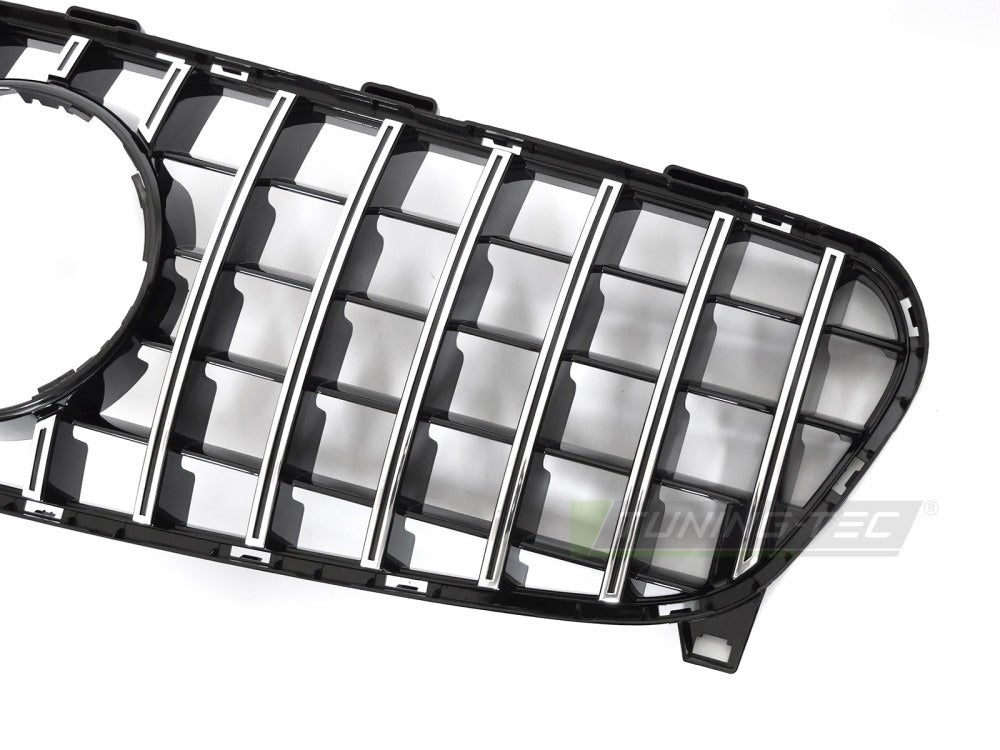 Grill Mercedes GLA X156 16-19 sett fra siden, lamellstruktur synlig.
