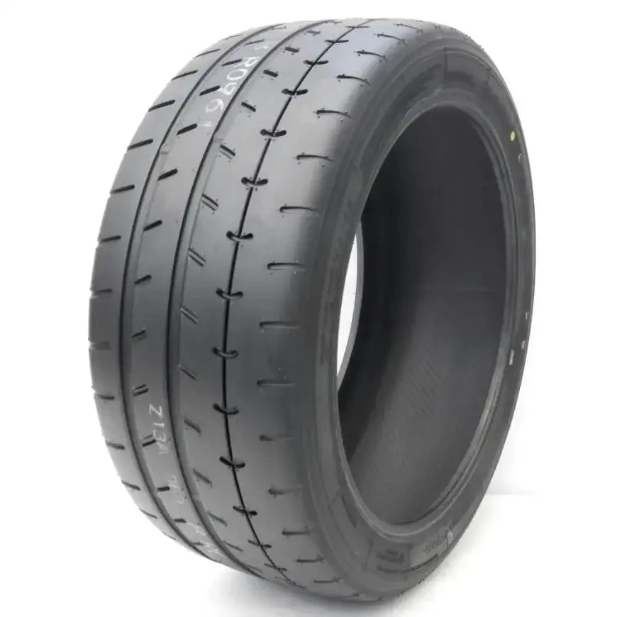 Dekk 195/45 R16 84w Yokohama A052