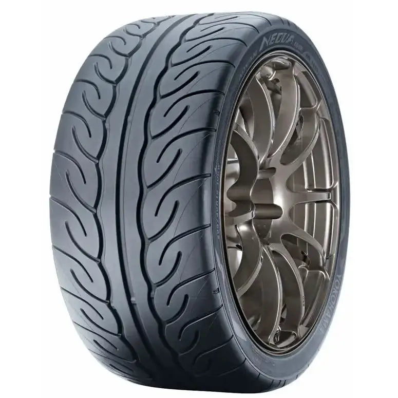 Dekk 205/50 R15 86v Yokohama Ad08rs