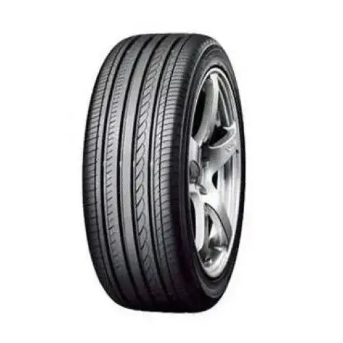 Dekk 205/60 R16 92v Yokohama V551v Toyota Prius