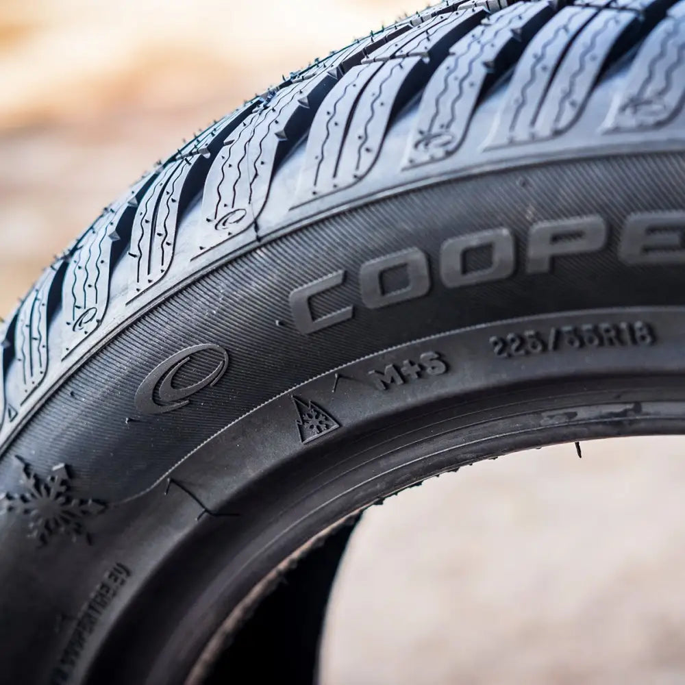 Dekk Cooper Discoverer Winter 205/55 R17 95 v Xl