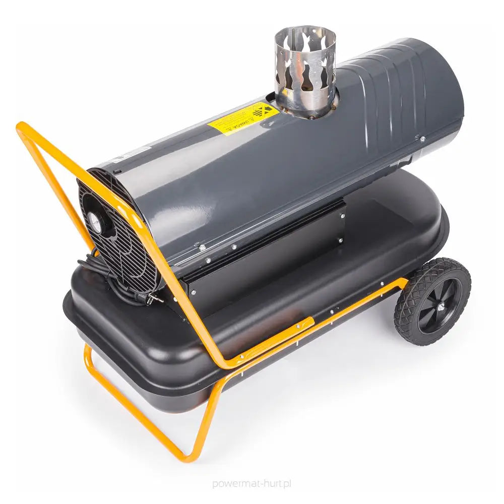 Dieselvarmer med gul ramme, store hjul og synlig luftuttak, fotografert skrått ovenfra mot grå bakgrunn.