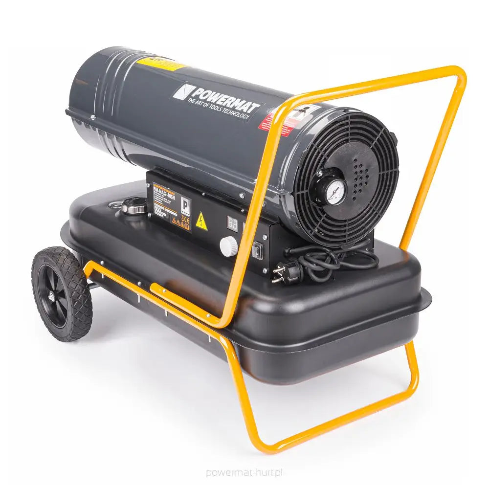 Dieselvarmer med store hjul og gult håndtak, skrå bakside med synlig viftegrill, kontrollpanel og strømledning.