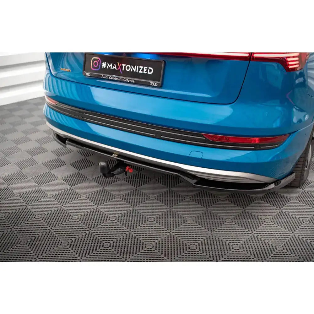 Diffuser (central Rear Splitter) - Audi E-tron 18-22