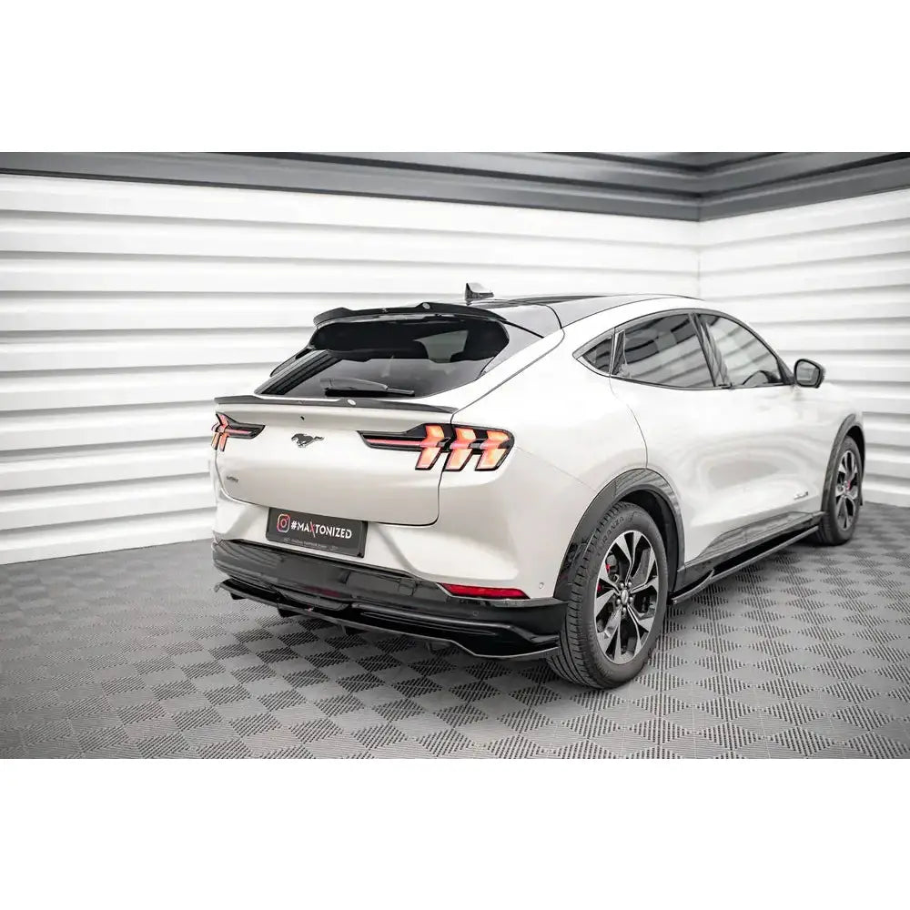 Diffuser Ford Mustang Mach-e Mk1 20-