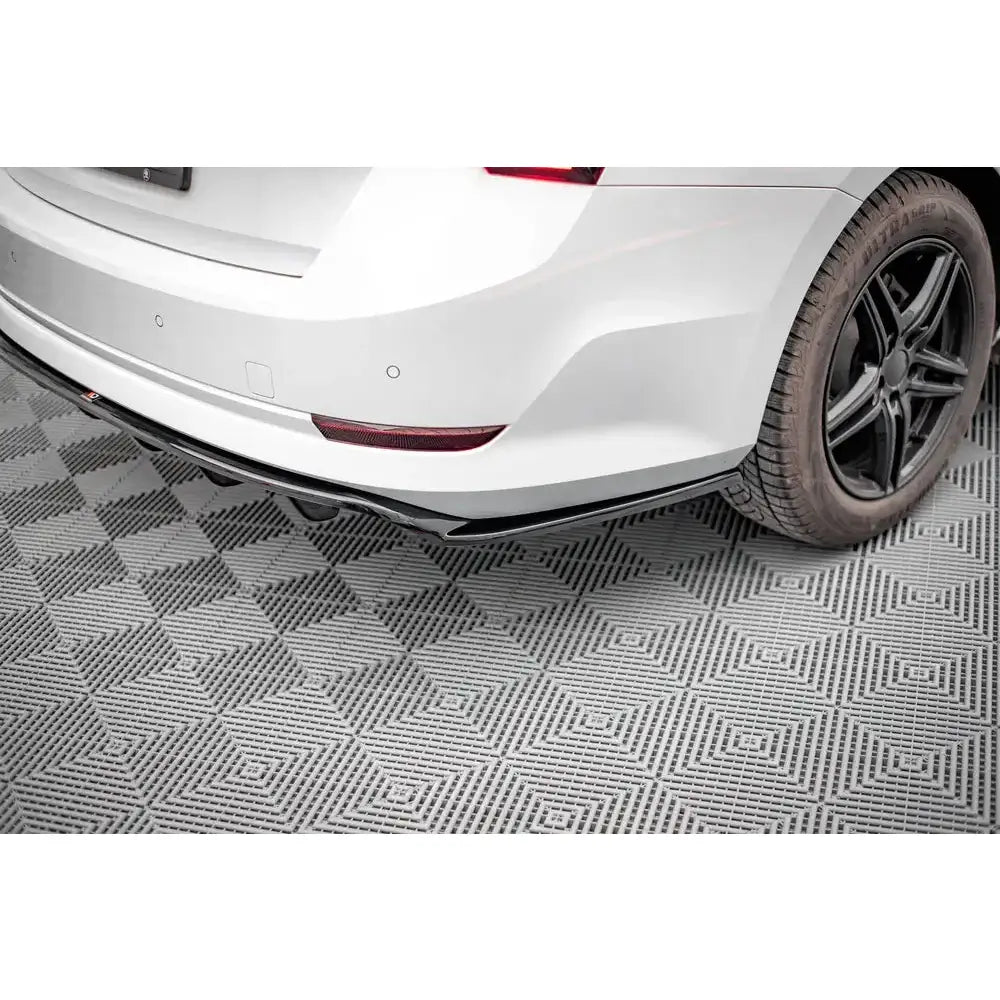 Diffuser Skoda Octavia Mk4 19-