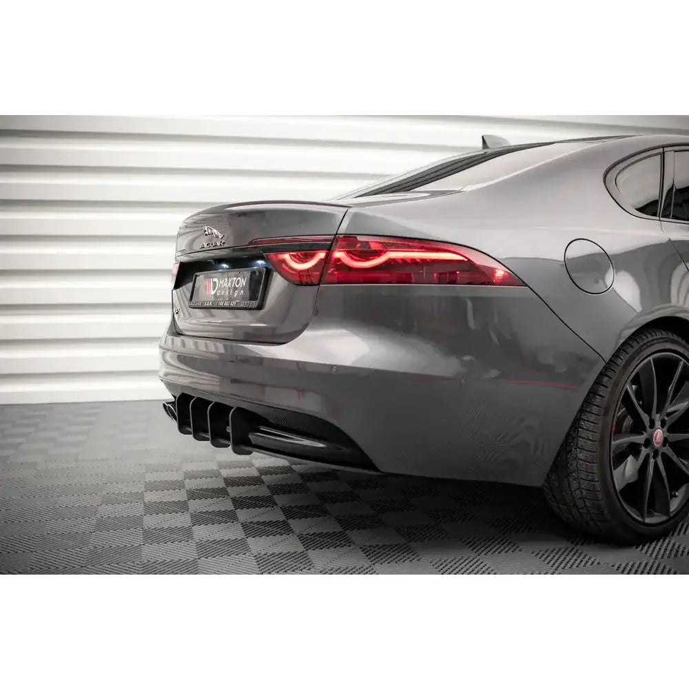 Diffuser Street Pro - Jaguar Xf R-sport Mk2 15-20