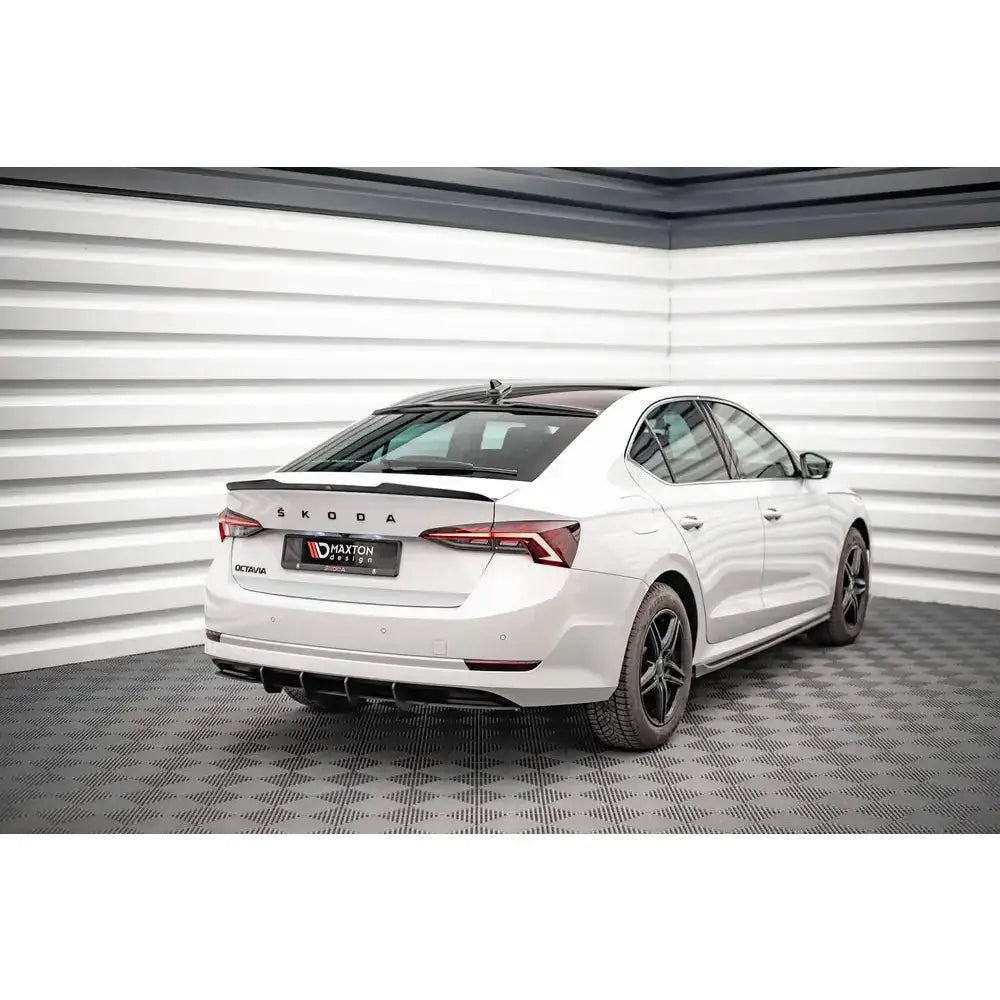 Diffuser Street Pro - Skoda Octavia Mk4 19-