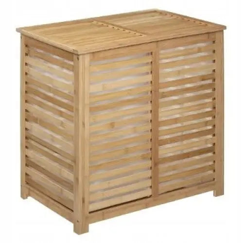 Dobbel bambus økologisk tøykurv med to separate lokk, sett fra siden, lys tre og lamelldesign.